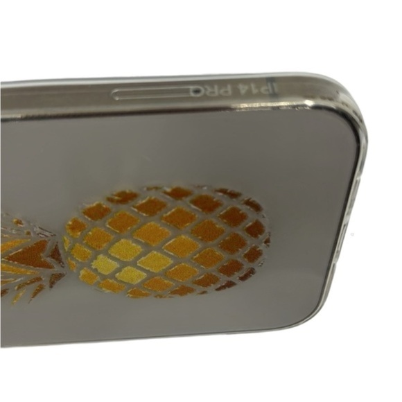 Unleash Juicy Joy: Dress Your iPhone 14 Pro in a Golden Pineapple Clear‎ Case! - Picture 3 of 3
